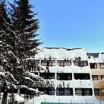 Nemea Royal Milan 圣拉里苏朗