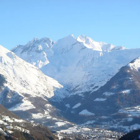 Nemea Royal Milan 아파트호텔