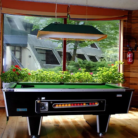 Nemea Royal Milan 아파트호텔